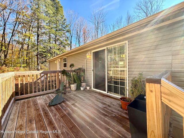 325 Route 25, Haines Falls, NY 12436