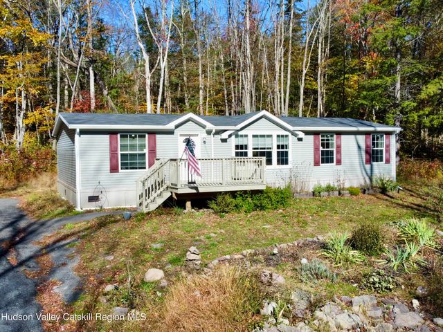 325 Route 25, Haines Falls, NY 12436