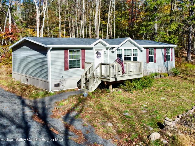 325 Route 25, Haines Falls, NY 12436