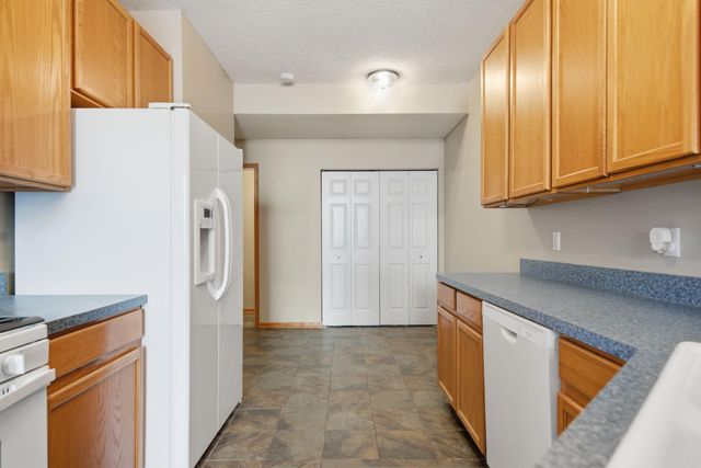 9245 Holly Lane N, Maple Grove, MN 55311