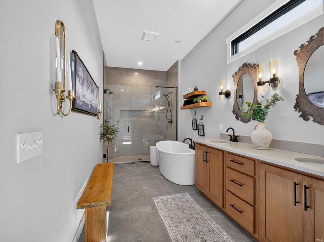 5895 Menza Drive, Auburn, IN 46706