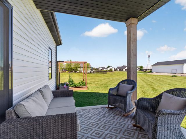 5895 Menza Drive, Auburn, IN 46706