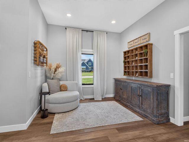 5895 Menza Drive, Auburn, IN 46706