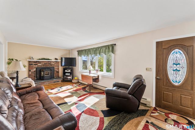 120 Luna Trl Extension, Southbury, CT 06488