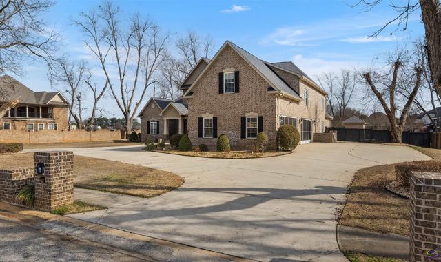 204 Bridgeway Drive, Warner Robins, GA 31088