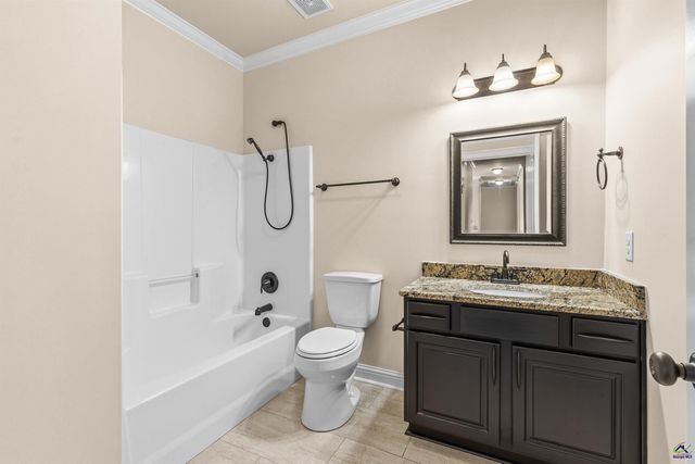 204 Bridgeway Drive, Warner Robins, GA 31088