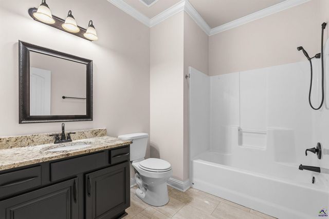 204 Bridgeway Drive, Warner Robins, GA 31088