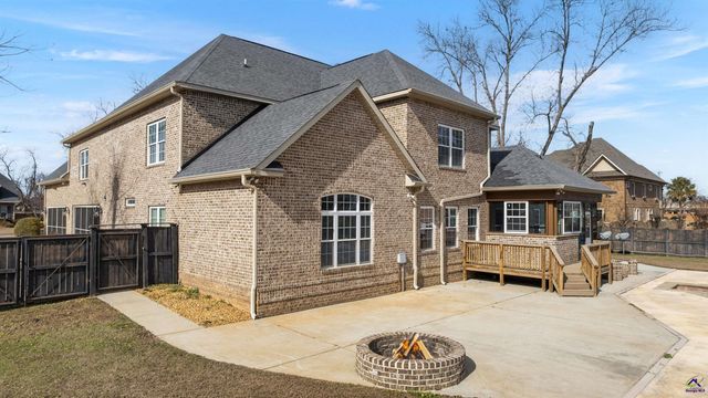 204 Bridgeway Drive, Warner Robins, GA 31088