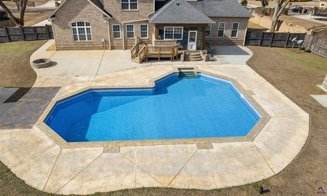 204 Bridgeway Drive, Warner Robins, GA 31088