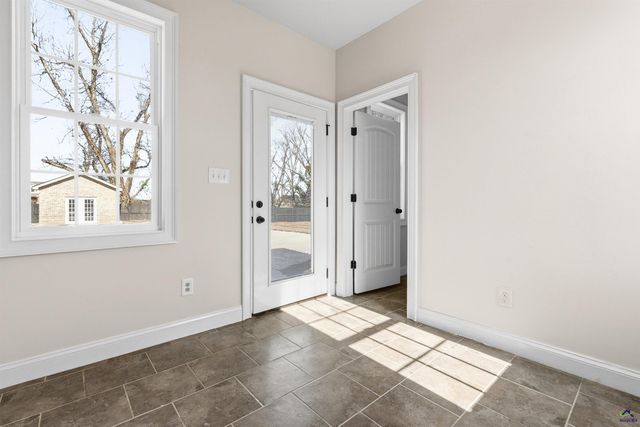 204 Bridgeway Drive, Warner Robins, GA 31088