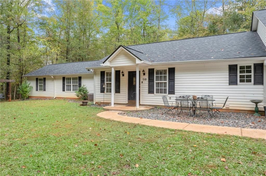 518 Palmetto Tyrone Road, Newnan, GA 30265