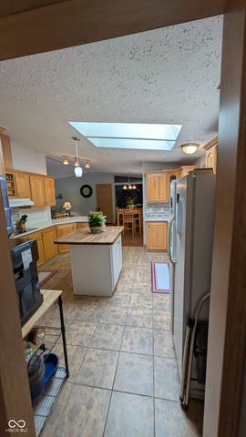 11806 E Pocahontas Drive, Greencastle, IN 46135