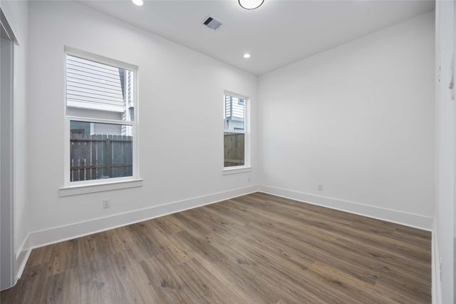 1935 Knoll Square Drive, Houston, TX 77080