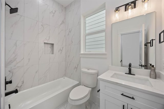 1935 Knoll Square Drive, Houston, TX 77080