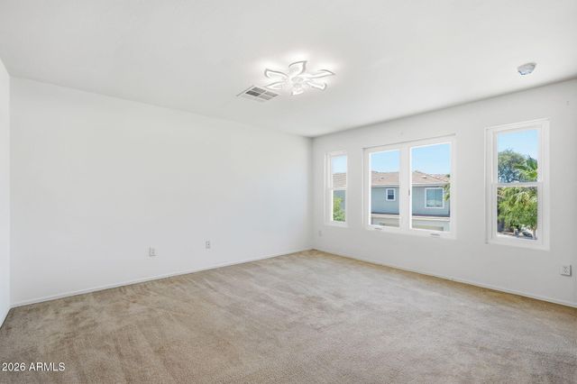 7245 S 41st Drive, Phoenix, AZ 85041