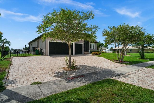 4286 HARBOR BOULEVARD, Port Charlotte, FL 33952