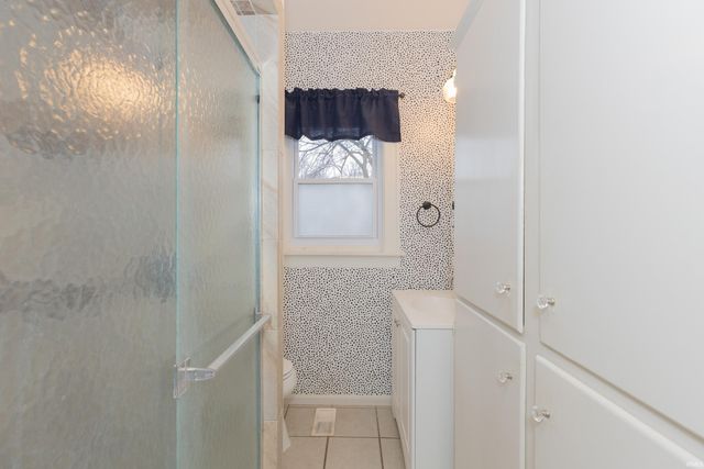 832 S Cullen Ave, Evansville, IN 47715