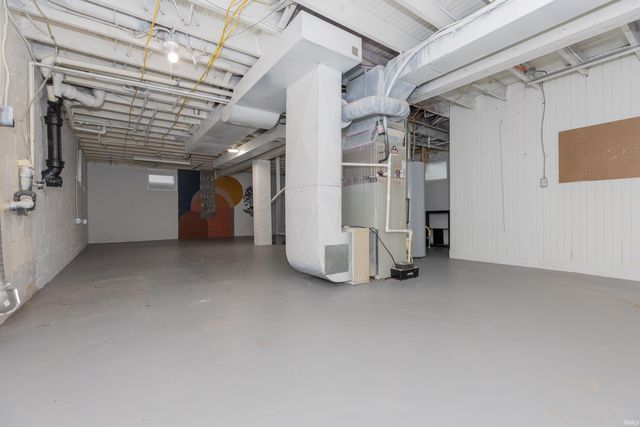 832 S Cullen Ave, Evansville, IN 47715