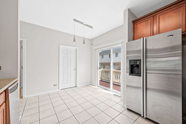 2169 W Concord Lane, Addison, IL 60101