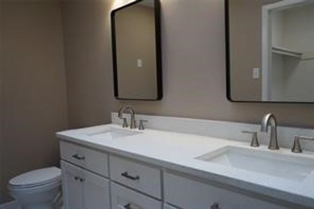 2416 Roosevelt Drive, Dalworthington Gardens, TX 76016