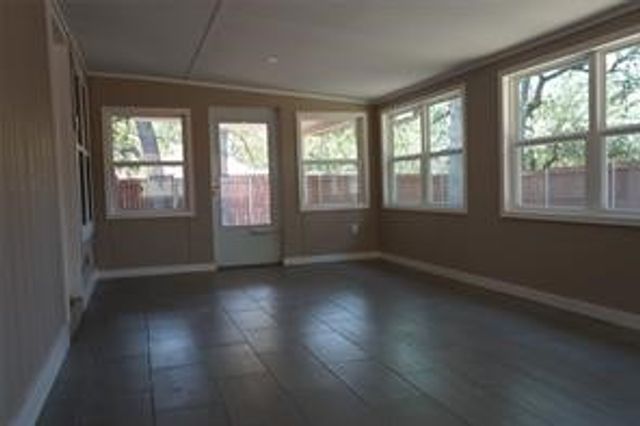 2416 Roosevelt Drive, Dalworthington Gardens, TX 76016