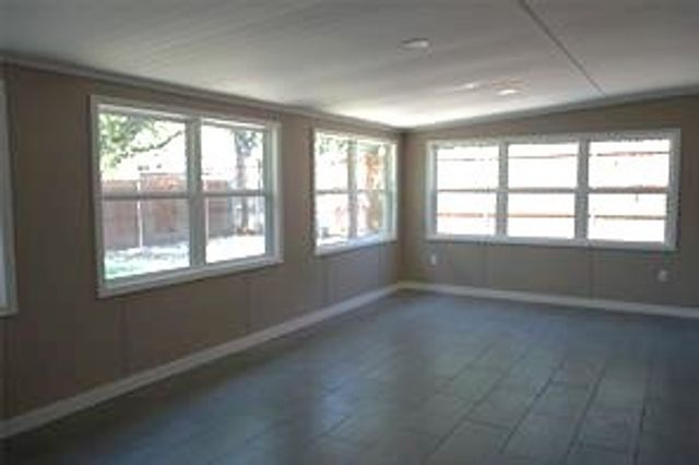 2416 Roosevelt Drive, Dalworthington Gardens, TX 76016