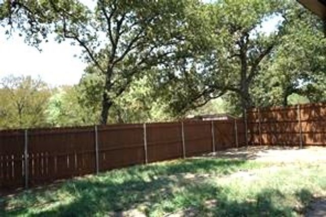2416 Roosevelt Drive, Dalworthington Gardens, TX 76016