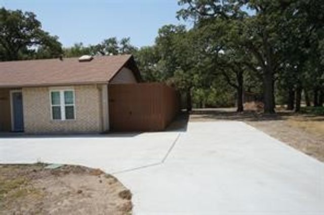 2416 Roosevelt Drive, Dalworthington Gardens, TX 76016