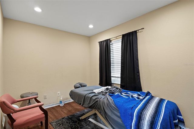 1700 DR MARTIN LUTHER KING JR STREET N A, St Petersburg, FL 33704