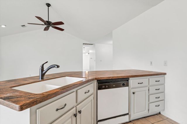 2005 Sandbrook, Jonesboro, AR 72404