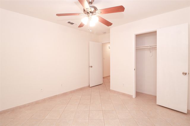 8028 Cannonwood Drive, Fort Worth, TX 76137