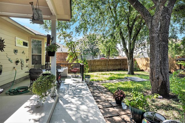 12154 Karnes Way, San Antonio, TX 78253