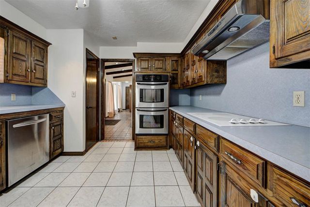 419 George L Cross Court, Norman, OK 73069