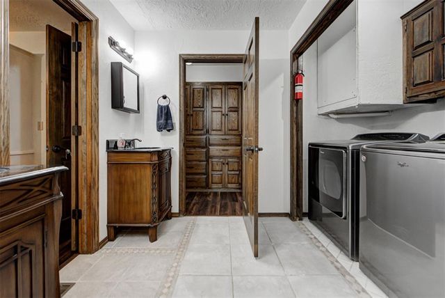 419 George L Cross Court, Norman, OK 73069