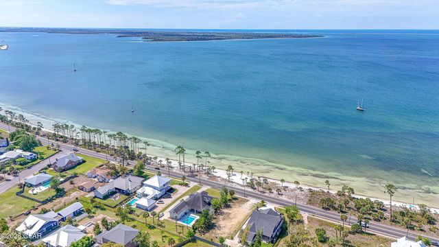 1248 W Beach Drive, Panama City, FL 32401