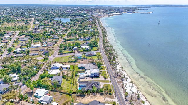 1248 W Beach Drive, Panama City, FL 32401
