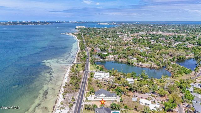 1248 W Beach Drive, Panama City, FL 32401