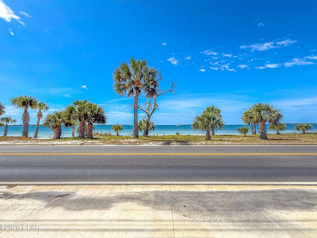 1248 W Beach Drive, Panama City, FL 32401