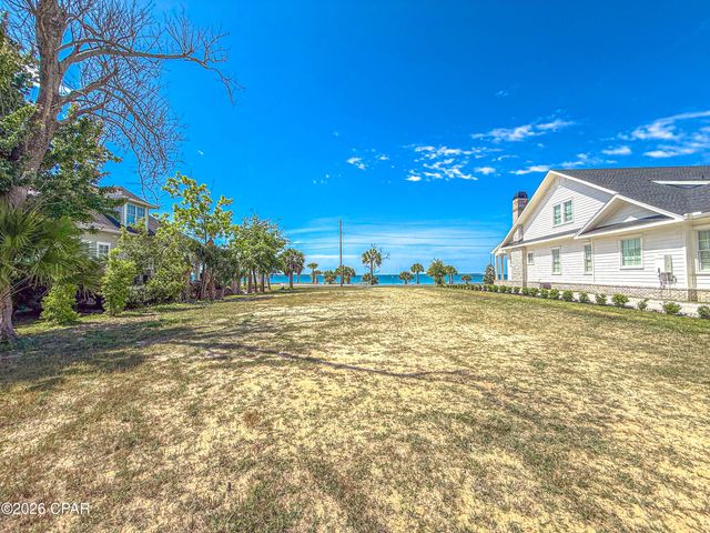 1248 W Beach Drive, Panama City, FL 32401