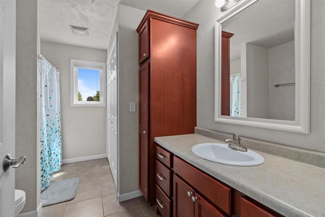 1308 LAVENDER LANE, Appleton, WI 54915