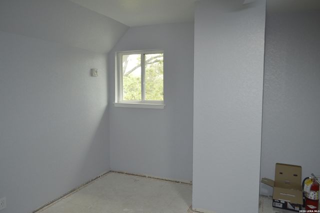 1003 FABULOUS DR, San Antonio, TX 78213