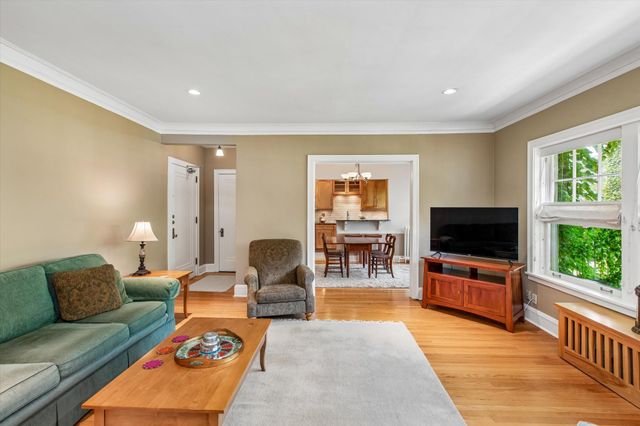 2521 Humboldt Avenue S 309, Minneapolis, MN 55405