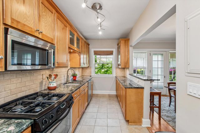 2521 Humboldt Avenue S 309, Minneapolis, MN 55405