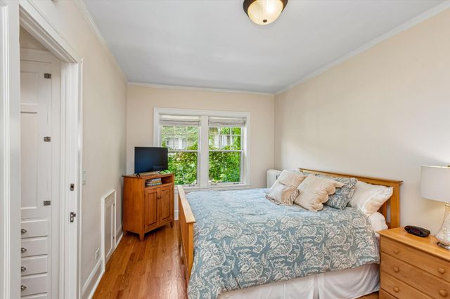 2521 Humboldt Avenue S 309, Minneapolis, MN 55405