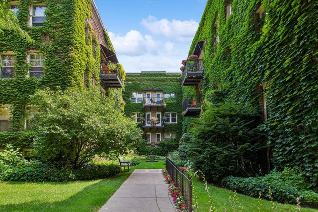 2521 Humboldt Avenue S 309, Minneapolis, MN 55405