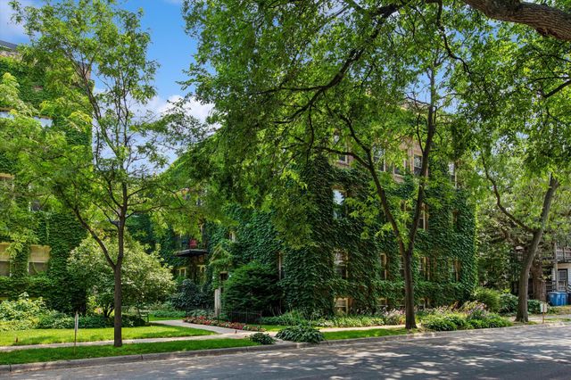 2521 Humboldt Avenue S 309, Minneapolis, MN 55405