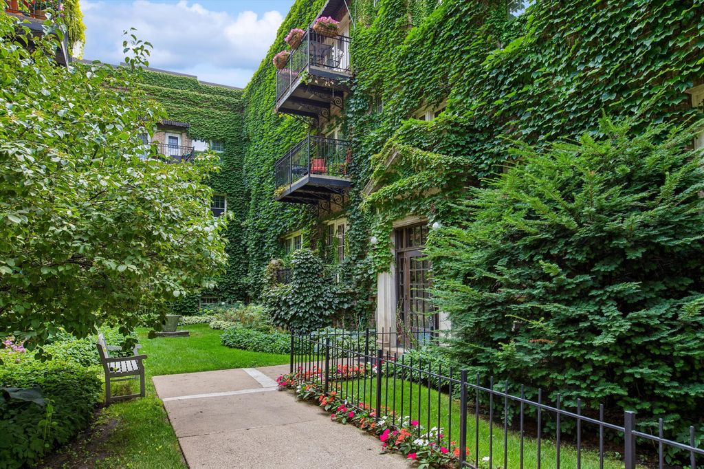 2521 Humboldt Avenue S 309, Minneapolis, MN 55405 — photo 4