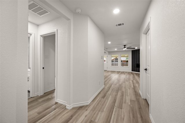 408 Reagan Lane, Burleson, TX 76028