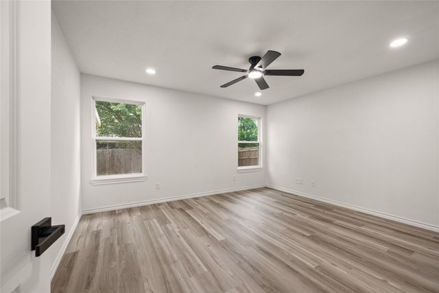 408 Reagan Lane, Burleson, TX 76028