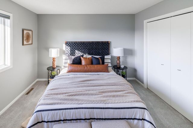 9807 Almond Avenue N, Brooklyn Park, MN 55443